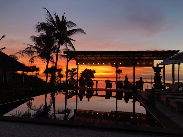 12 Days in Bali: Where I'd Go Back and What I'd Skip 9 Nusa Ceningan sunset